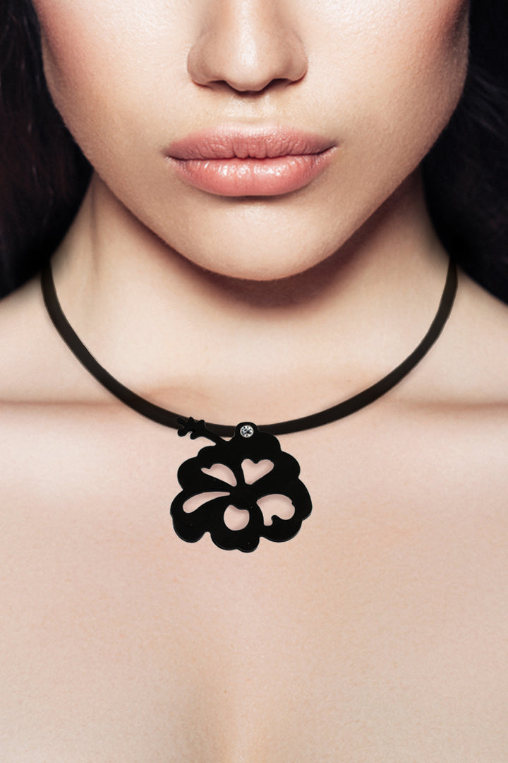 Collier pendentif Hibiscus rond