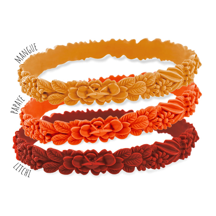 vue gros plan, trio de mix, mix automne/autumn, pack 3 bracelets les fleurettes, bracelets fantaisies aux fleurs 3D en relief. Silicone, 3 couleurs, mangue, papaye, litchi. Ladygum, marque française, bijoux fantaisies, créateurs, designers. Souple, léger, bracelet facile à enfiler, taille unique, non ajustable, résistant à l'eau, à la chaleur, à la lumière, minimisant les allergies.