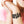 zoom, vue gros plan, bracelet hippie, taille enfant, couleur noir. Vue taille réelle. Bijoux fantaisies en silicone, ladygum, marque française, créateurs, designers. Style manchette fille, fleur, nature, paquerette, marguerite, année 70. Léger, souple, longueur réglable, bracelet ajustable, fermoir en T, résistant à l'eau, à la chaleur, à la lumière, minimisant les allergies. Cadeau original.