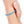 vue porté au poignet par mannequin, zoom, vue gros plan, en entier, bracelet boho les fleurettes, couleur stroumph, bleu ciel, bleu bébé, bleu pastel. Bijoux fantaisies en silicone, ladygum, marque française. Bracelet aux fleurs en relief, non ajustable, taille unique, facile à enfiler au poignet. Cadeau original
