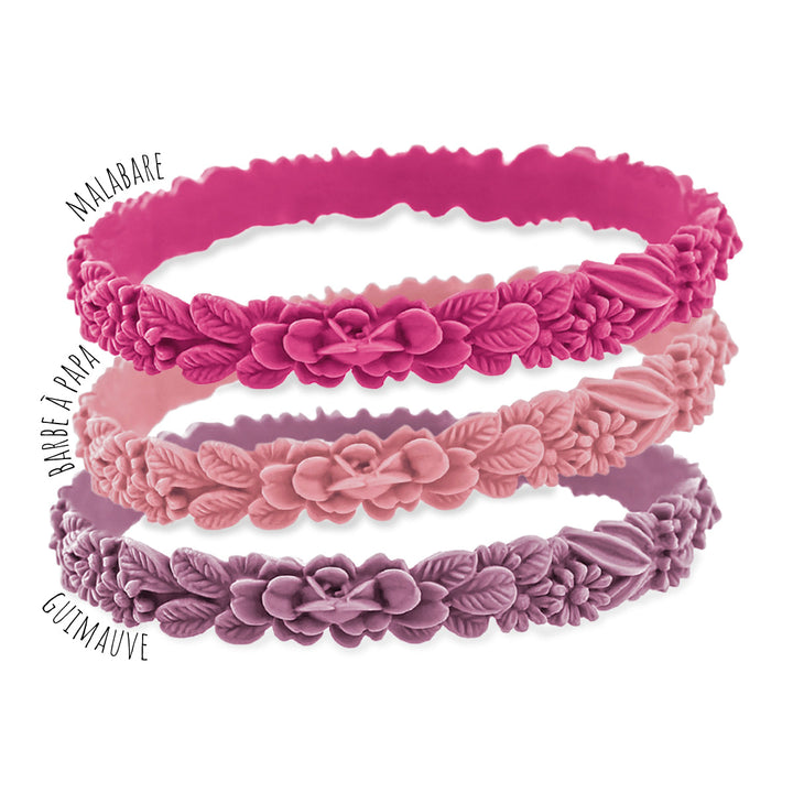 vue gros plan, trio de mix, pack 3 bracelet les fleurettes, bracelets fantaisies aux fleurs 3D. Silicone, bijoux fantaisies, ladygum, marque française, créateurs, designers. 3 couleurs, malabare, barbe à papa, guimauve. Souple, léger, résistant à l'eau, à la chaleur, à la lumière, bracelet facile à enfiler, non ajustable, taille unique, minimisant les allergies.