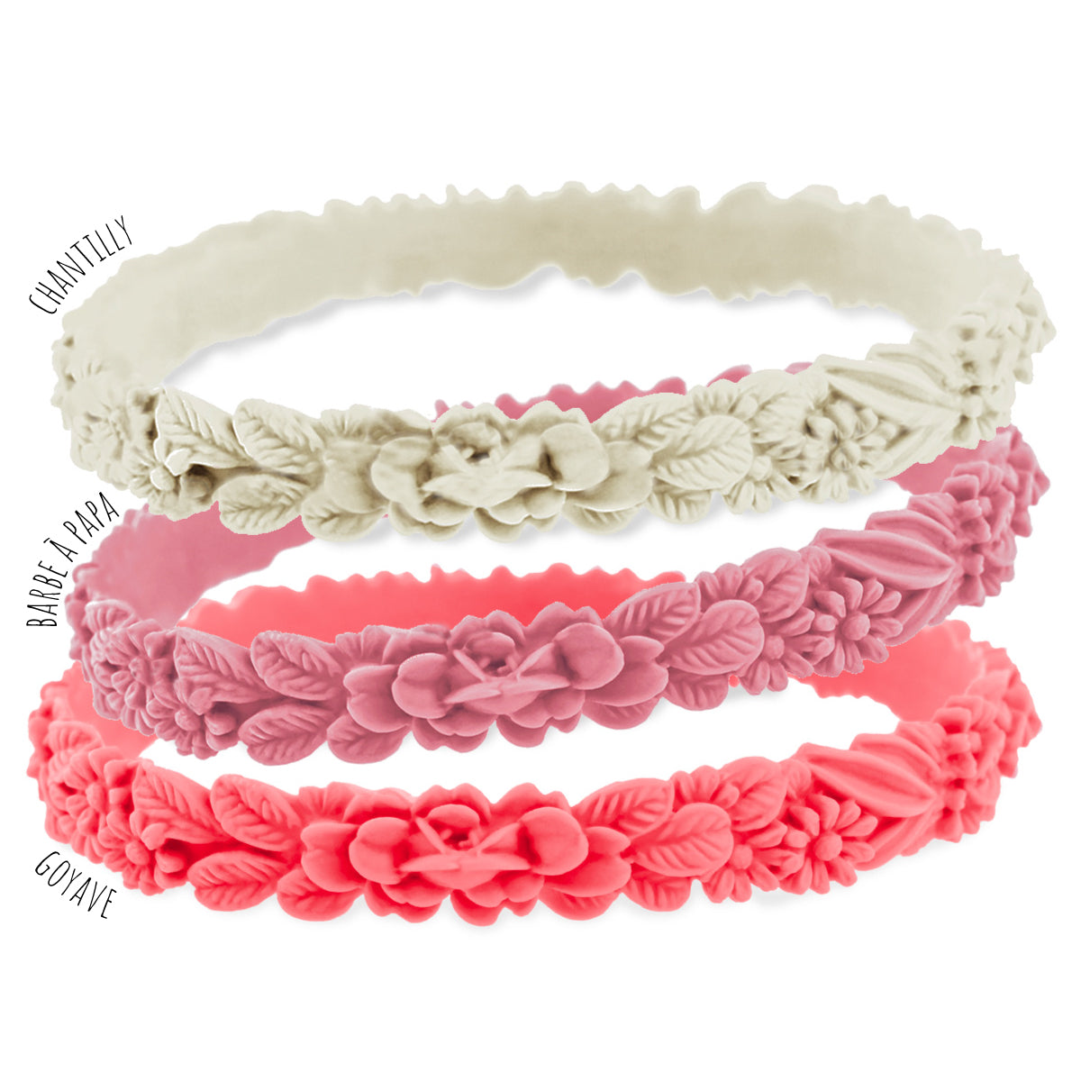 vue gros plan, trio de mix, pack 3 bracelets les fleurettes, bracelets fantaisies aux fleurs 3D. Silicone, bijoux fantaisies, ladygum, marque française, créateurs, designers. Souple, léger, résistant à l'eau, à la chaleur, à la lumière, bracelet facile à enfiler, bracelet non ajustable, taille unique, minimisant les allergies. 3 couleurs, chantilly, barbe à papa, goyave.